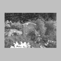 028-1005 Das Grab von Fritz Pietsch auf dem Soldatenfried-hof -Borg- in der Lueneburger Heide..jpg